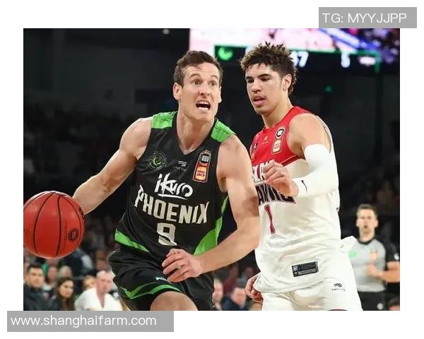 东南墨尔本凤凰迎战珀斯野猫争夺澳洲篮球联赛季后赛资格