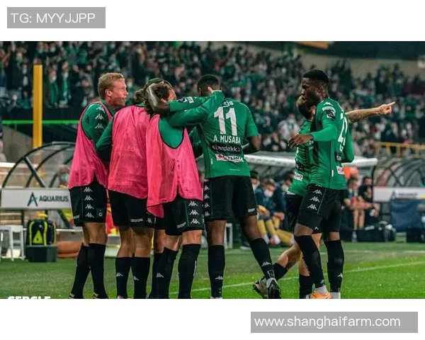 利物浦与萨尔茨堡激战成平局比分揭晓精彩瞬间回顾