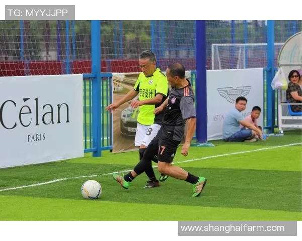 莫斯科巴达与克拉的激烈对决展现足球魅力与团队精神的完美结合